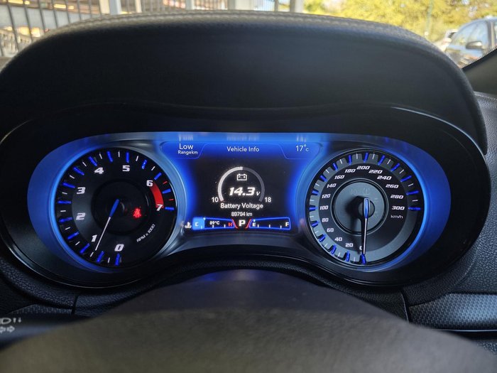 2021 Chrysler 300 SRT Core LX MY21 Bright White