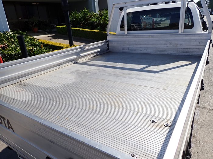 2021 TOYOTA HILUX WORKMATE WHITE