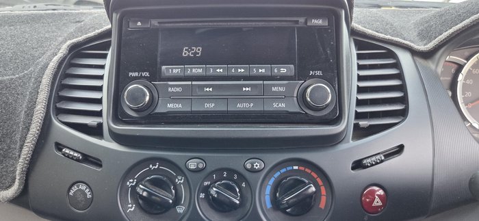 2014 Mitsubishi Triton GLX MN MY15 4X4 Dual Range White