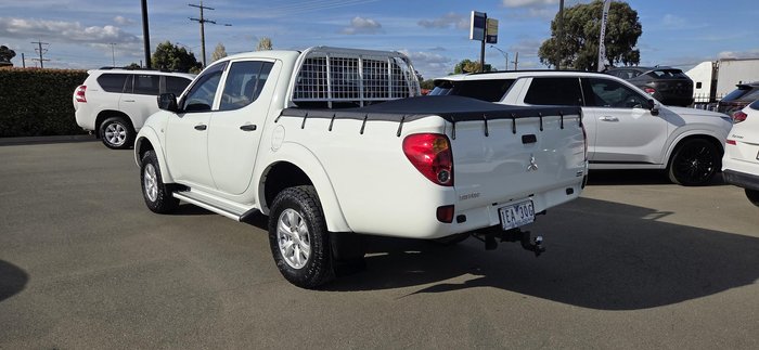 2014 Mitsubishi Triton GLX MN MY15 4X4 Dual Range White