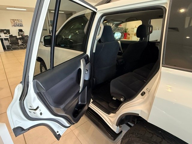 2016 TOYOTA LANDCRUISER
