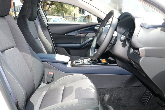 2025 Mazda CX-30 G20 Evolve