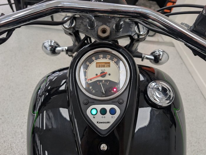 2015 Kawasaki VULCAN 900 (VN900) CLASSIC Black