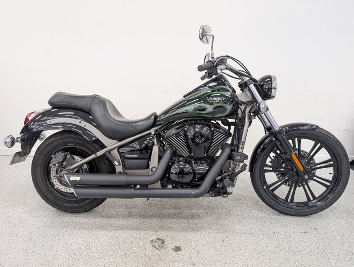 2015 Kawasaki VULCAN 900 (VN900) CLASSIC Black