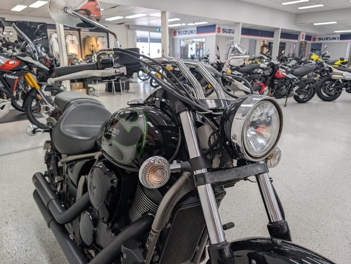 2015 Kawasaki VULCAN 900 (VN900) CLASSIC Black