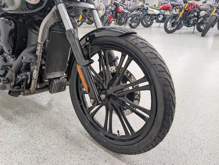 2015 Kawasaki VULCAN 900 (VN900) CLASSIC Black