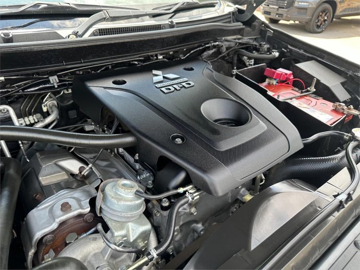 2018 Mitsubishi Pajero Sport GLS QE MY19 4X4 Dual Range Titanium