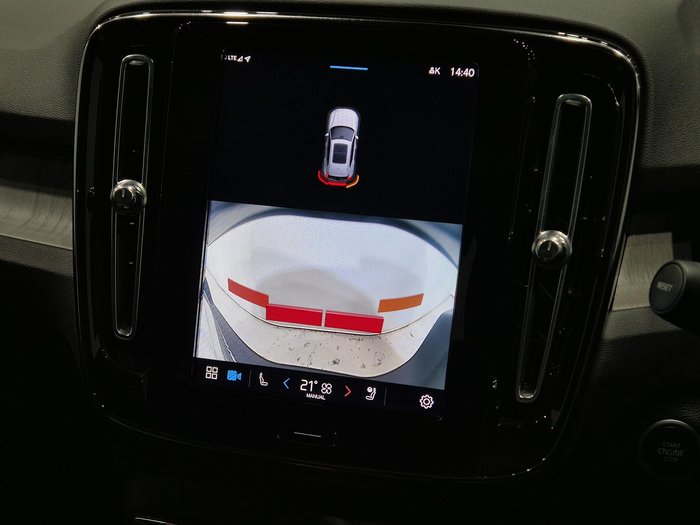 2023 Volvo XC40 Plus B4 MY23 Black Stone