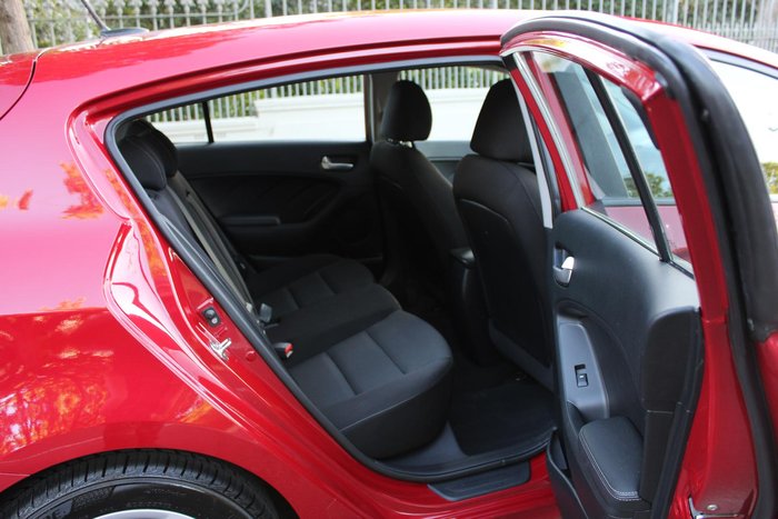 2017 Kia Cerato S YD MY17 Temptation Red