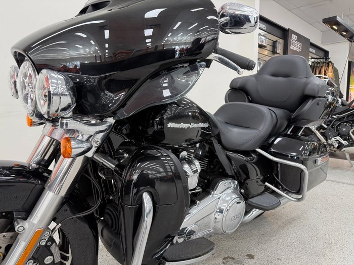 2021 Harley-davidson FLHTK ULTRA LIMITED Black