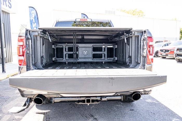 2023 RAM 1500 Laramie Sport RamBox