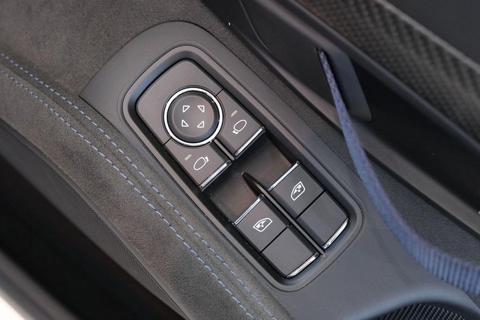 2023 Porsche 718 Cayman GT4 RS