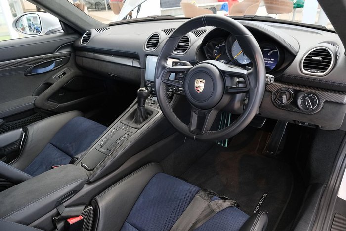 2023 Porsche 718 Cayman GT4 RS