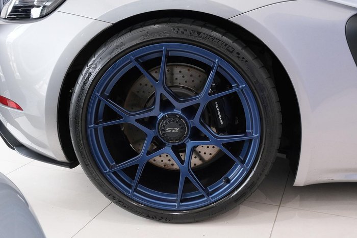 2023 Porsche 718 Cayman GT4 RS