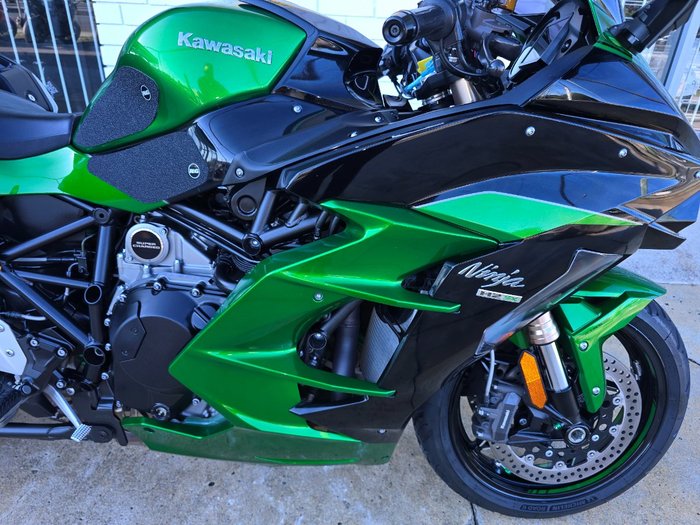 2018 Kawasaki H2 SX SE Green