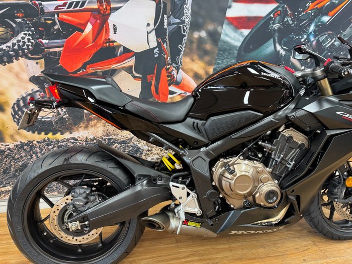2022 Honda CBR650R BLACK