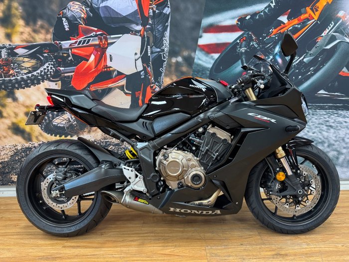 2022 Honda CBR650R BLACK