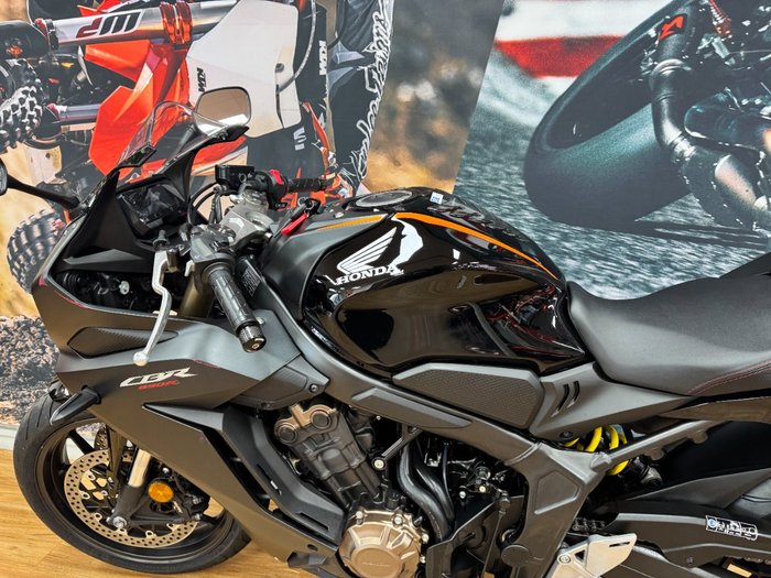 2022 Honda CBR650R BLACK