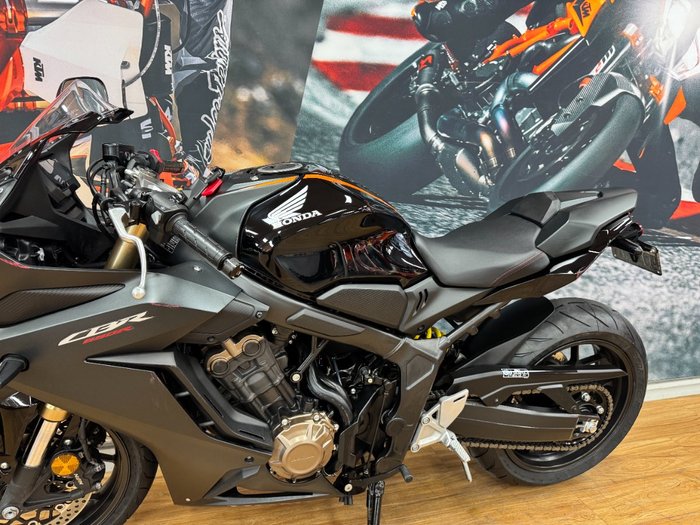 2022 Honda CBR650R BLACK