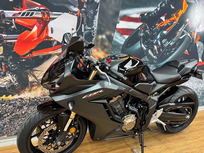 2022 Honda CBR650R BLACK