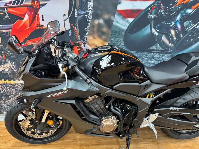 2022 Honda CBR650R BLACK