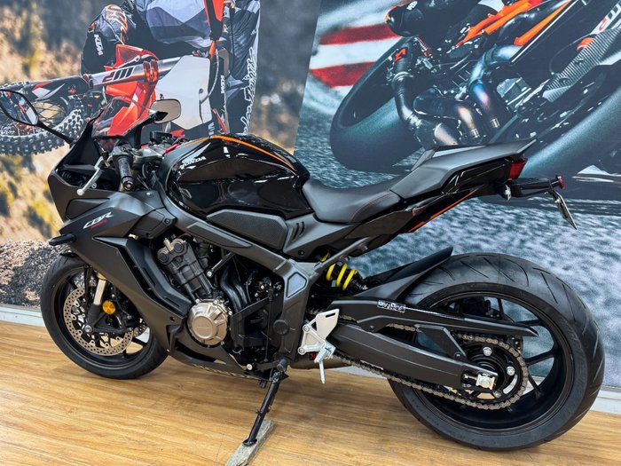 2022 Honda CBR650R BLACK