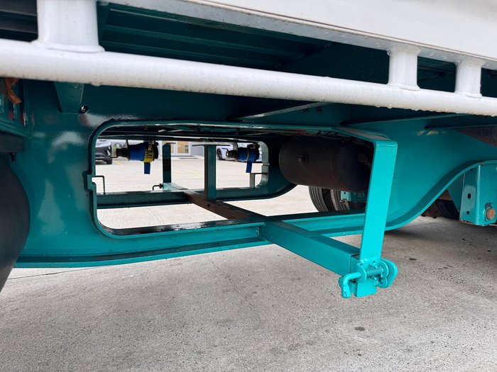 2015 Maxitrans St3 18 Pallet Drop Deck Curtain Sider, 1 X 20 Pins