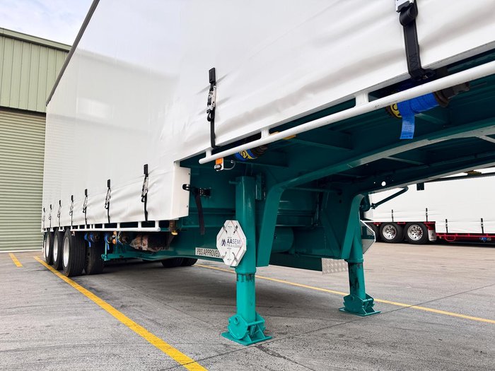 2015 Maxitrans St3 18 Pallet Drop Deck Curtain Sider, 1 X 20 Pins