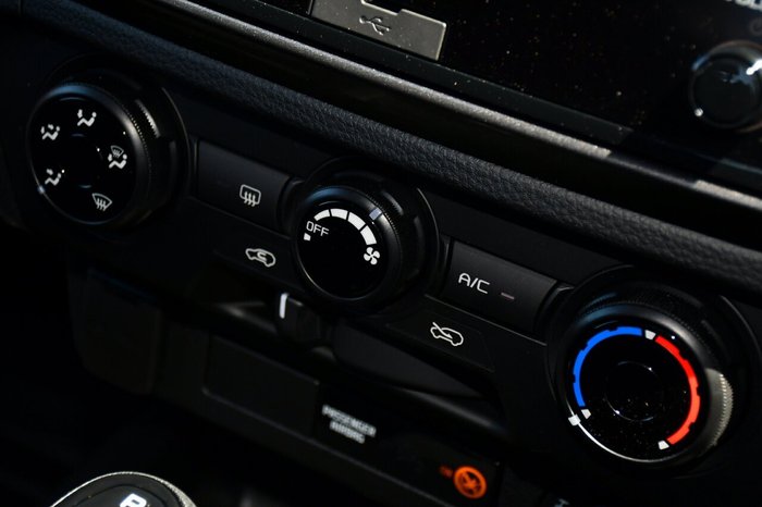 2025 Isuzu D-MAX X-RIDER