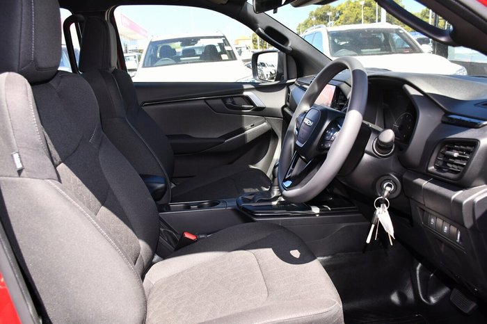 2025 Isuzu D-MAX X-RIDER