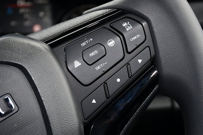 2025 Isuzu D-MAX X-RIDER