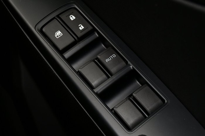 2025 Isuzu D-MAX X-RIDER