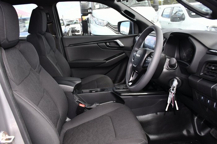 2025 Isuzu D-MAX X-RIDER