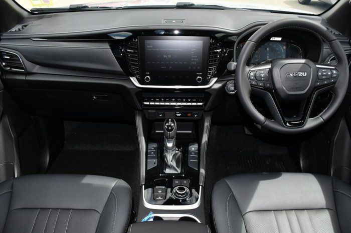 2025 Isuzu MU-X LS-T