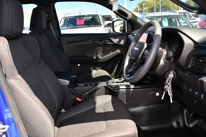 2025 Isuzu D-MAX X-RIDER