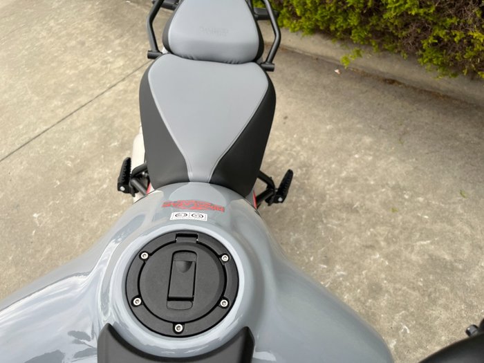 2024 Royal Enfield HIMALAYAN 450 SLATE HIMALAYAN SALT