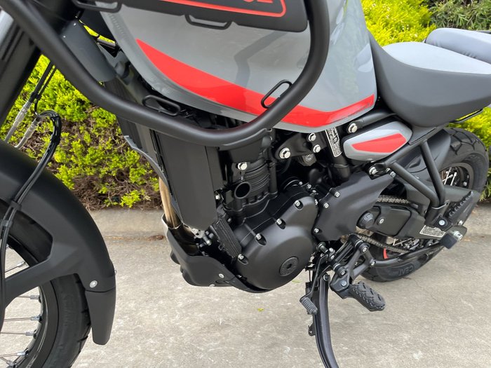 2024 Royal Enfield HIMALAYAN 450 SLATE HIMALAYAN SALT