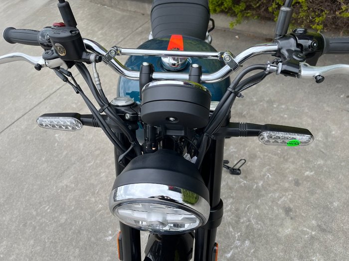 2025 Royal Enfield 2025 650CC INTERCEPTOR BEAR 650 Road Petrol Green