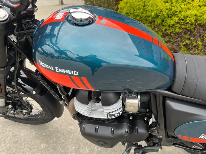 2025 Royal Enfield 2025 650CC INTERCEPTOR BEAR 650 Road Petrol Green