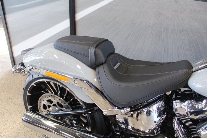 2025 Harley-davidson FXBR BREAKOUT (117) billiard gray