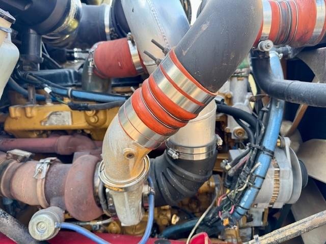2006 Kenworth T401 36-Inch Bunk, Cat C12 430Hp,18Sp 