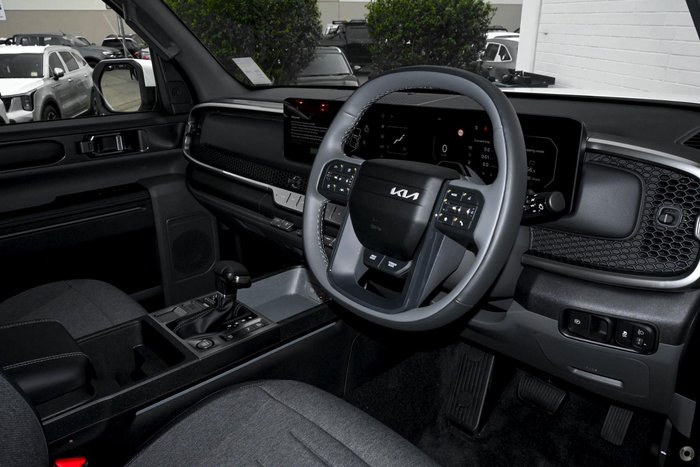 2025 Kia Tasman SX TK MY26 4X4 Dual Range Clear White