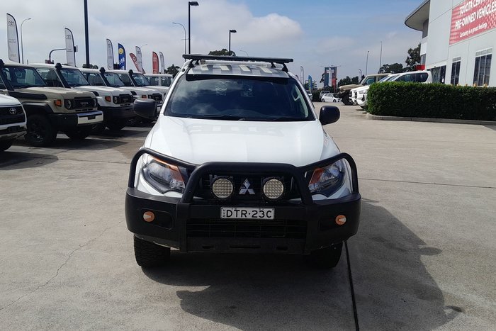 2017 Mitsubishi Triton GLX