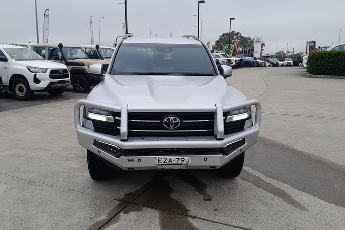 2023 Toyota Landcruiser GXL