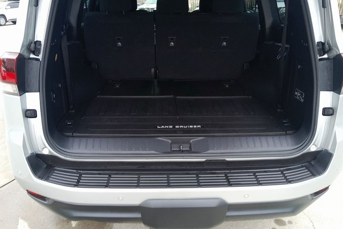 2023 Toyota Landcruiser GXL