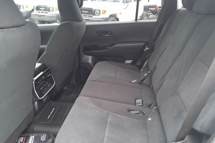 2023 Toyota Landcruiser GXL