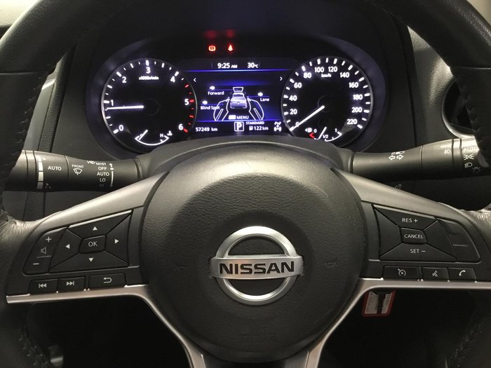 2021 Nissan Navara ST