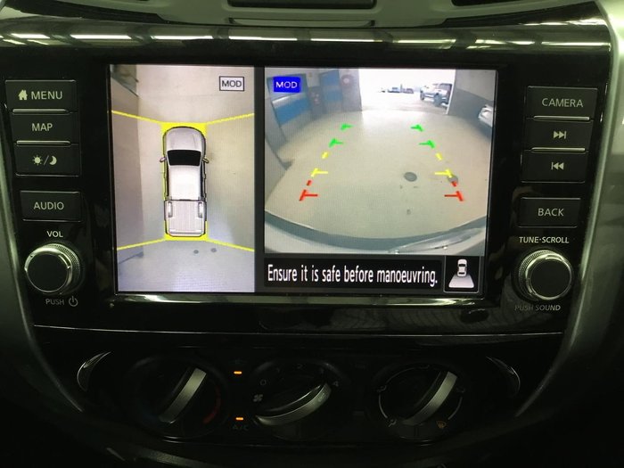 2021 Nissan Navara ST