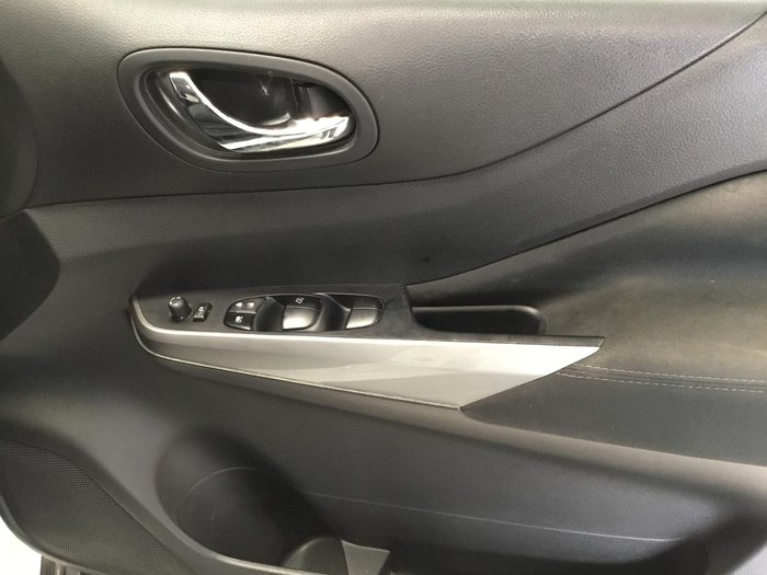 2021 Nissan Navara ST