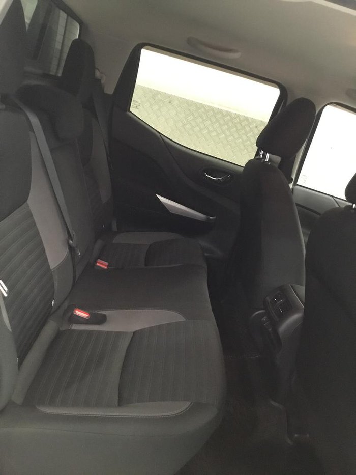 2021 Nissan Navara ST